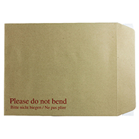 Q-Connect Envelope 267x216mm Board Back Peel and Seal 115gsm Manilla (Pack of 125) KF3519
