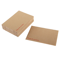 Q-Connect Envelope 318x267mm Board Back Peel and Seal 115gsm Manilla (125 Pack) 1K06